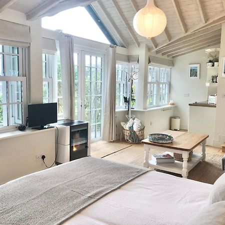 Coastal Chic Waterfront Studio Kinsale Exterior foto